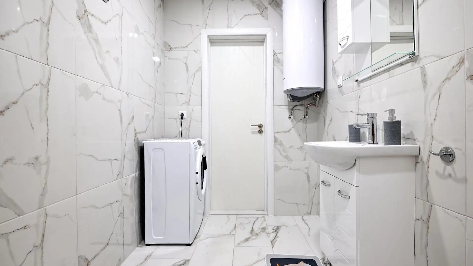 Modern Escape Apartment Varna